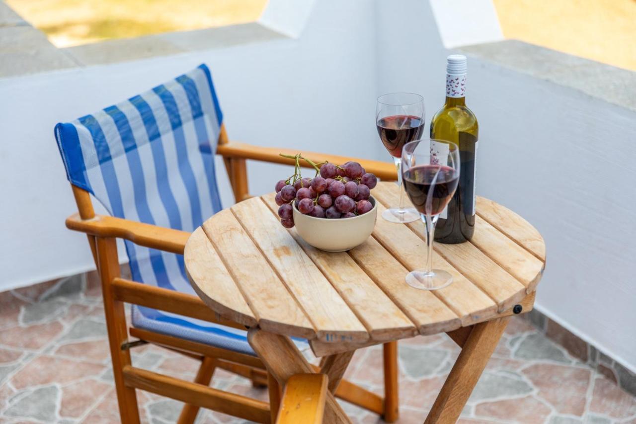 Surfer Paradise Naxos City Εξωτερικό φωτογραφία