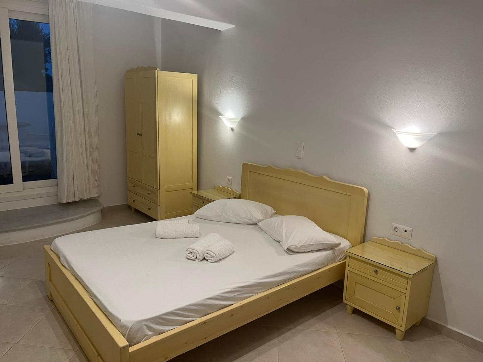 Surfer Paradise Naxos City Εξωτερικό φωτογραφία